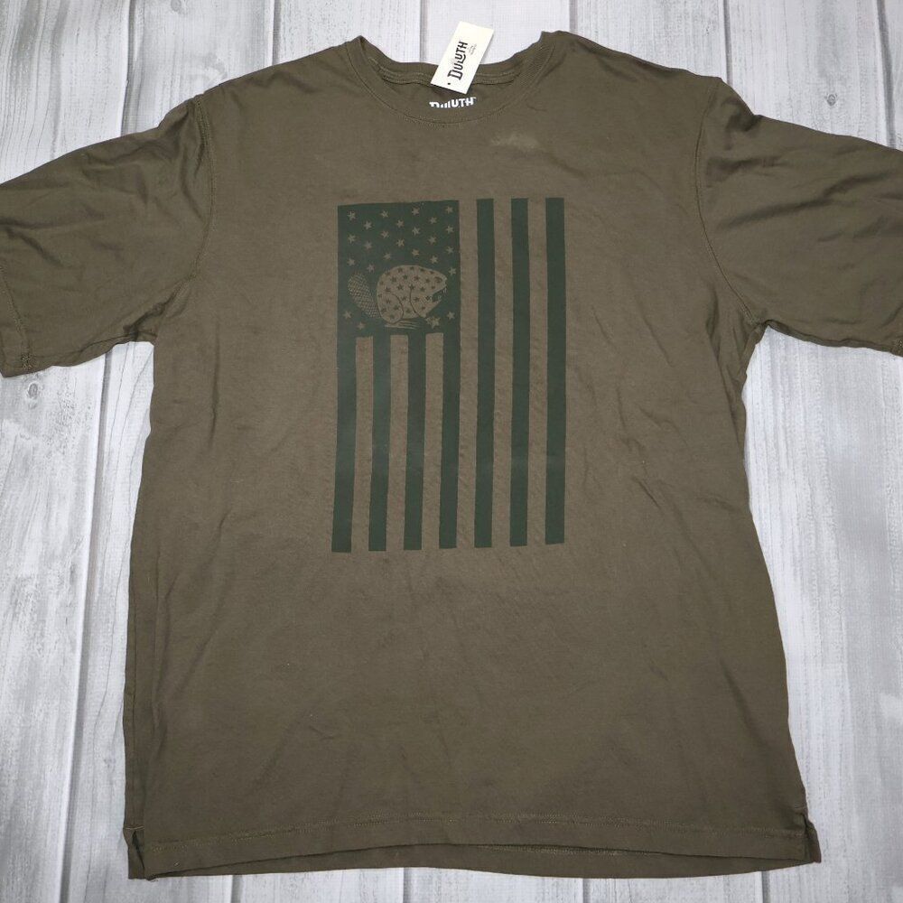 NEW Duluth Trading Company Men's Longtail Standard Fit Pocket Beaver T-Shirt